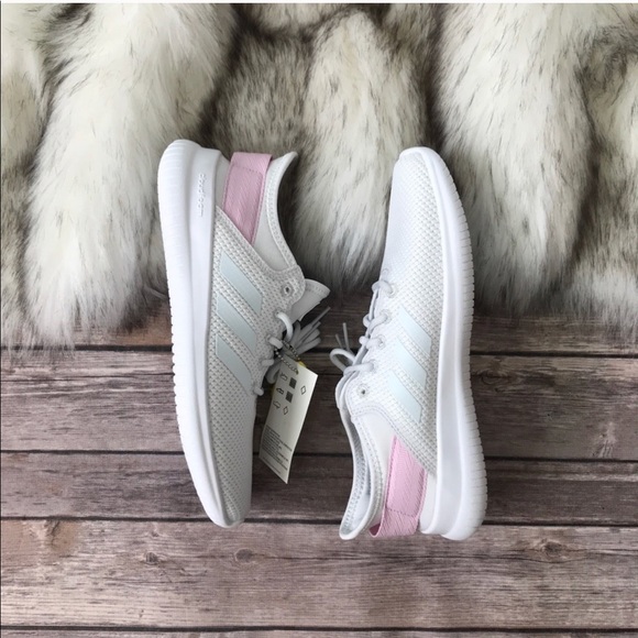 adidas Shoes - 💗NWT Gorgeous Adidas sneakers💗